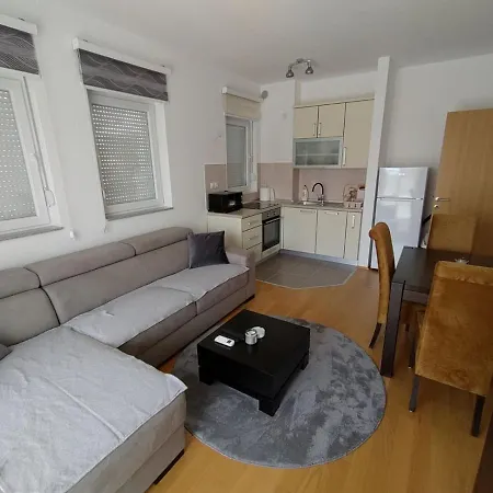 Apartment Tara *